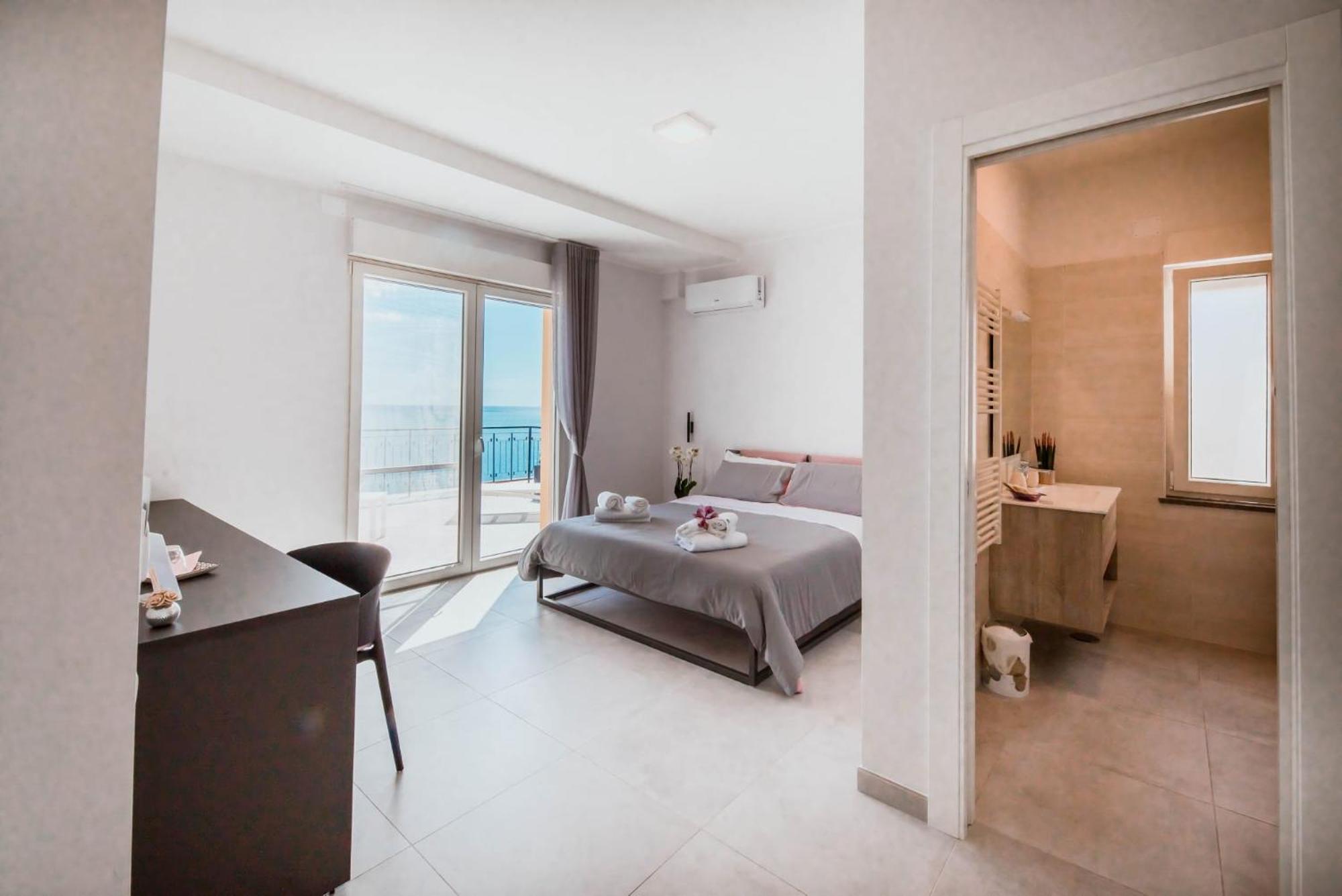 Blu Marine Bed & Breakfast Catanzaro Dış mekan fotoğraf